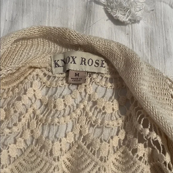 Elegant Cream Women's Sweater - Picture 8 of 8